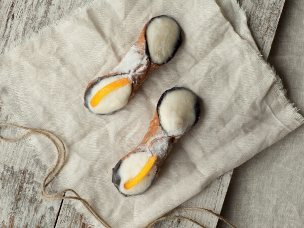 Cannolo siciliano ripieno - Speiseeis von La Cremeria